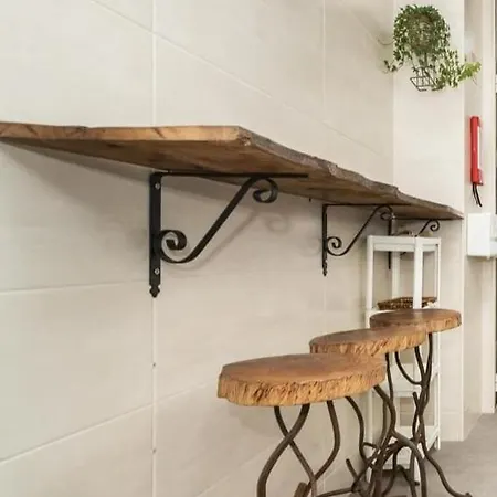 Exotic M2 R2 - Comfortable Classy Double With Shared Bath 3*